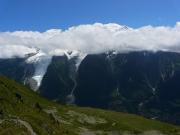 Au sommet, vue sur le massif du Mont-Blanc