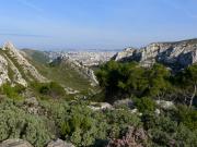 Vue depuis le Col de Sormiou, Marseille au fond
