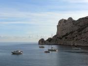 Bateaux dans la calanque de Sormiou