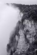 Falaises des Bauges dans la brume