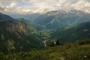 Vue vers la longue vallée de Sixt