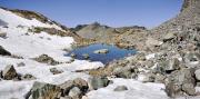 Petit lac sans nom au-dessus du col des Lessines