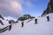 Cordées sur le glacier