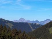 Vue sur le Mont Charvin, à la montée