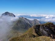 Au sommet, vue sur le Charvin. 