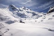 Vallon hors piste fréquenté