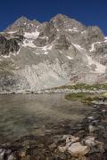 Petit lac près du refuge Tuckett