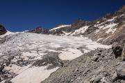 Sur la moraine du glacier Blanc