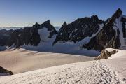 On s'éleve au-dessus du glacier