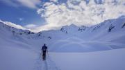 Au pied du glacier du Grand, bien caché nous la neige