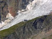 Le refuge Monzino et le Glacier du Brouillard