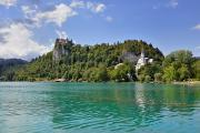 Chateau et lac de Bled