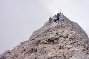 Sur l'arête