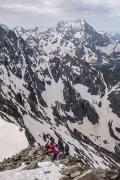 Alpinistes sur l'arête sud, face au Sirac